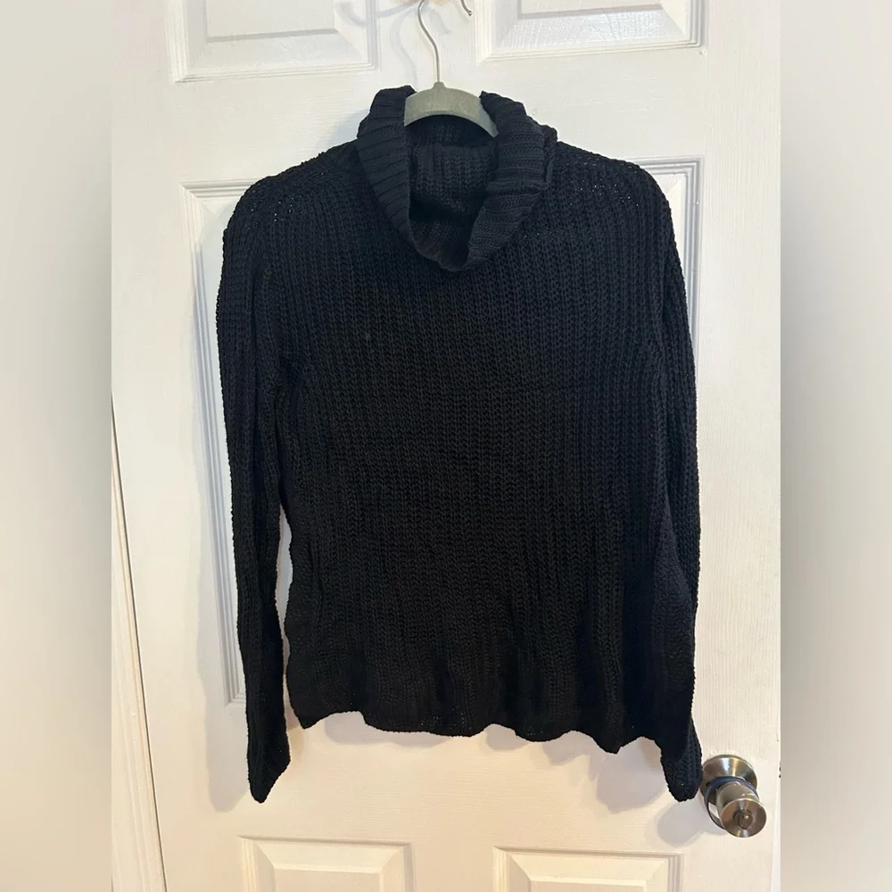 {OLIVACEBOUS} Black turtleneck Sweater - Picture 4 of 9